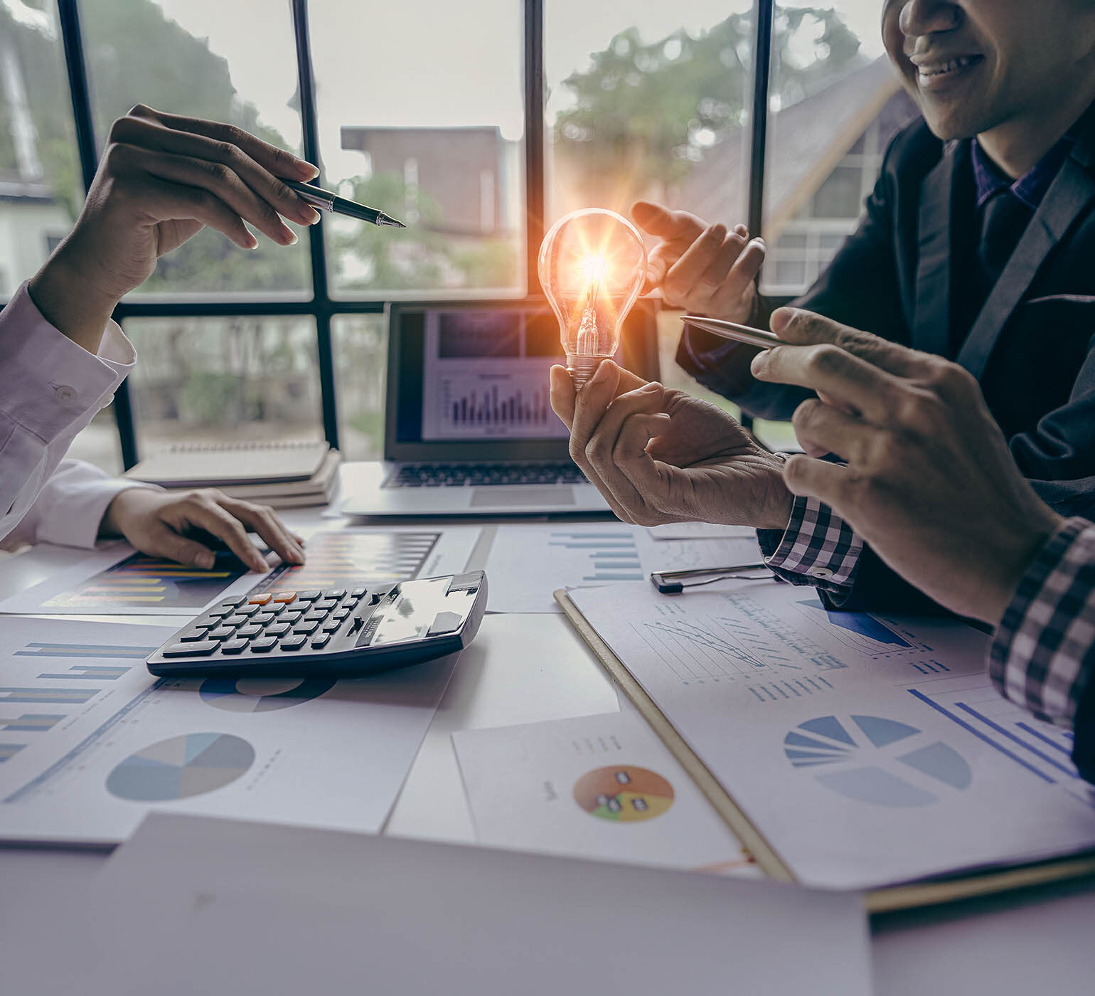 Officine del Sapere supporta consulenti e figure HR nella gestione della formazione finanziata, semplificando il processo per aziende di ogni settore
